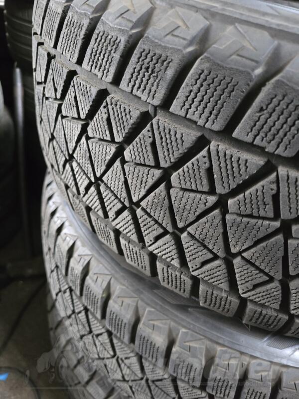 Bridgestone - 255/55R20 - Winter guma
