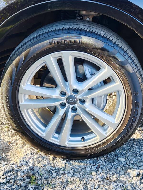 Fabričke felne i pirelli gume