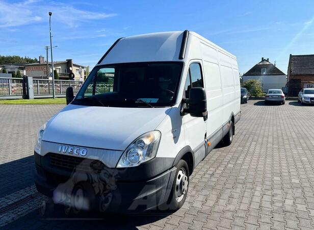 Iveco - Daily 35C13 L4H3 Maxi minibus furgon / GRI-0360