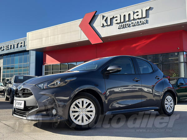 Toyota - Yaris - 1.5 VVT-I HYBRID Automatik Business Edition - Novi model