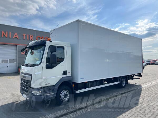 DAF - LF 210 12.210 16 PALETA kamion furgon + rampa / GRI-0399