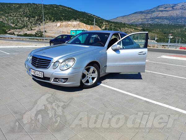 Mercedes Benz - E 220 - CDI