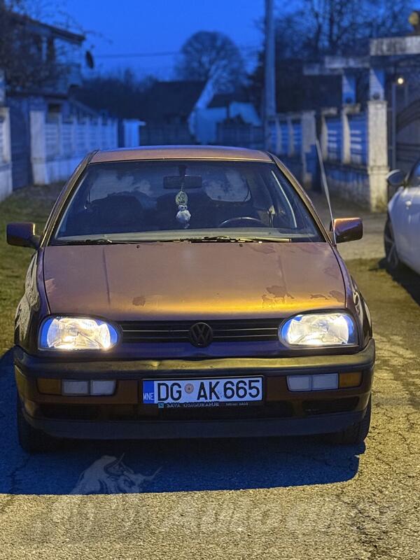 Volkswagen - Golf 3 - 1.6