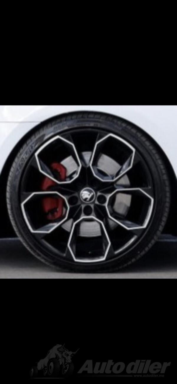 Ostalo felne i octaviaWRS gume