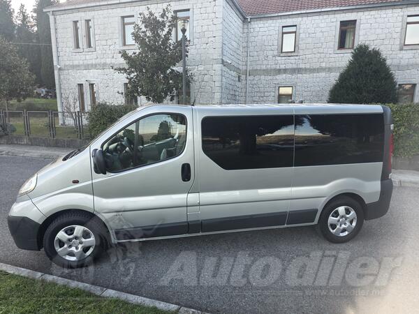 Opel - Vivaro