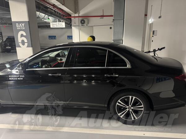 Mercedes Benz - E 220 - 2.0