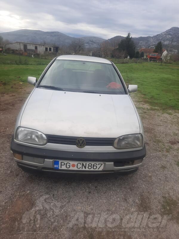 Volkswagen - Golf 3 - 1.8