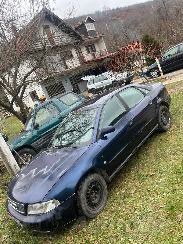 Audi - A4 - 1.8