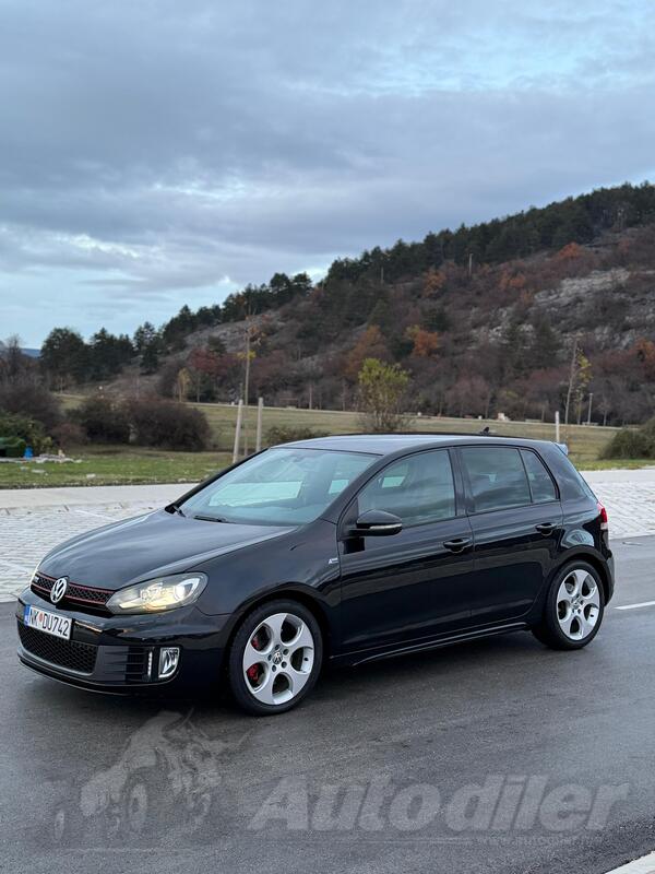 Volkswagen - Golf 6 - 2.0 TFSI