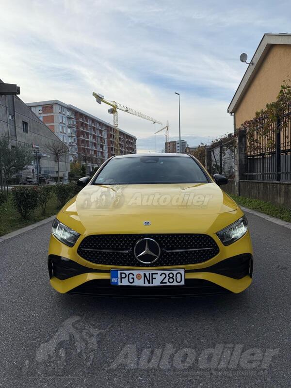 Mercedes Benz - A 180 - AMG