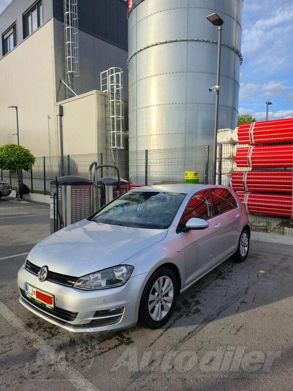 Volkswagen - Golf 7 - 1.6 TDI BlueMotion