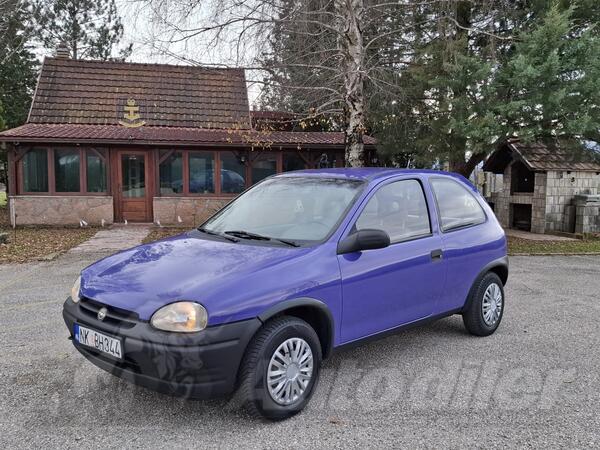 Opel - Corsa - 1.2 i