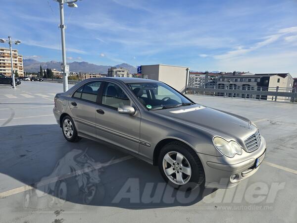Mercedes Benz - C 200 - 2.2