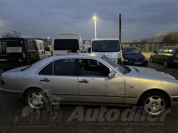 Mercedes Benz - E 220 - 2.2