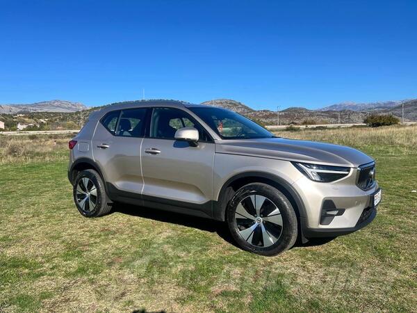 Volvo - XC 40