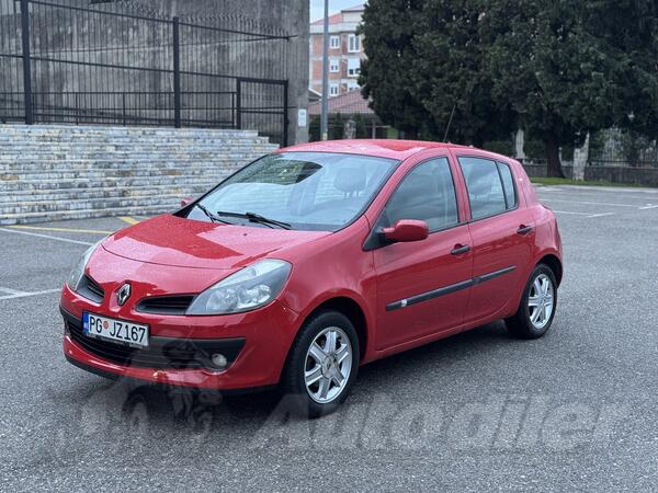 Renault - Clio - 1.5 DCI