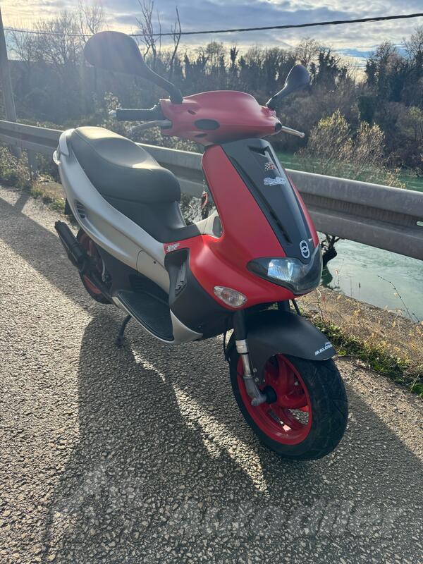 Gilera - Runner