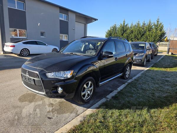 Mitsubishi - Outlander - 2.3