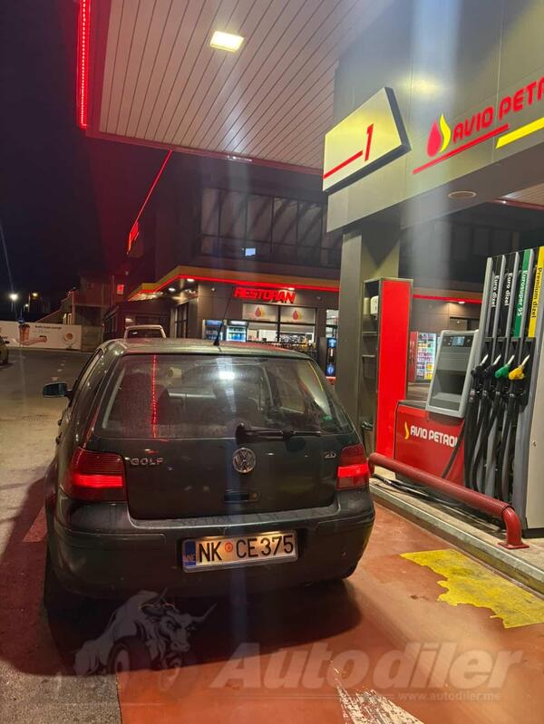 Volkswagen - Golf 4 - 2.0 tdi benzin plin