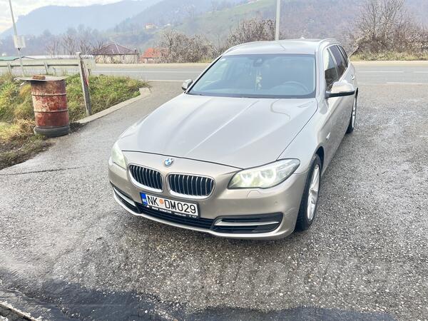 BMW - 520 - 520D