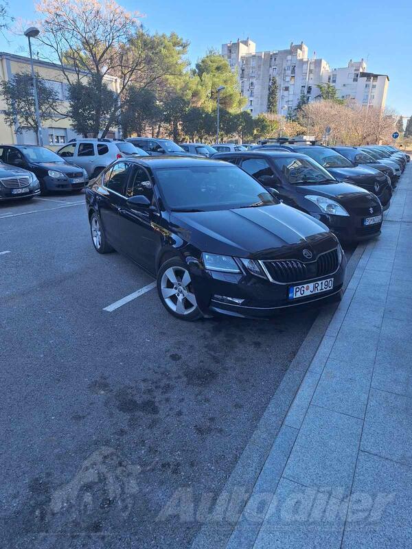 Škoda - Octavia