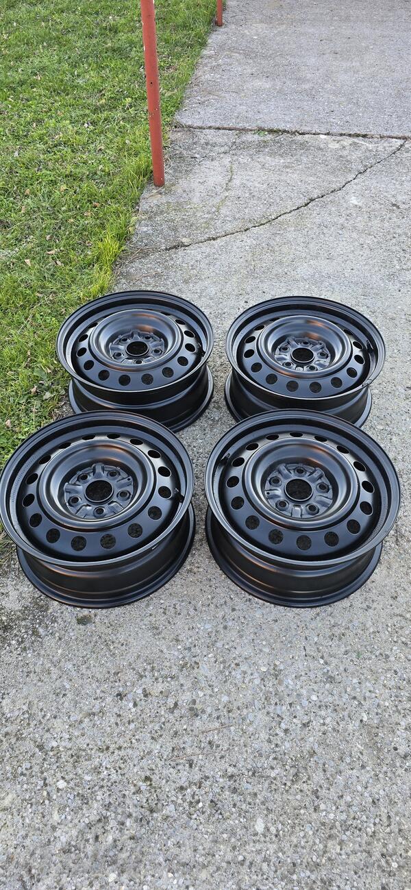 Fabričke - Toyota - Steel rims