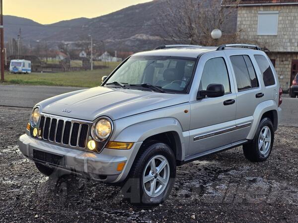 Jeep - Liberty - 2.8
