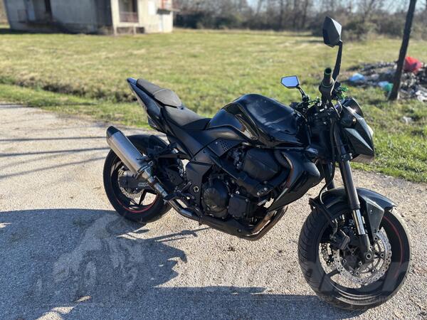 Kawasaki - Z750