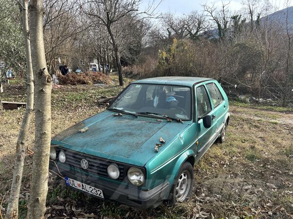 Volkswagen - Golf 2 - 1.6 D