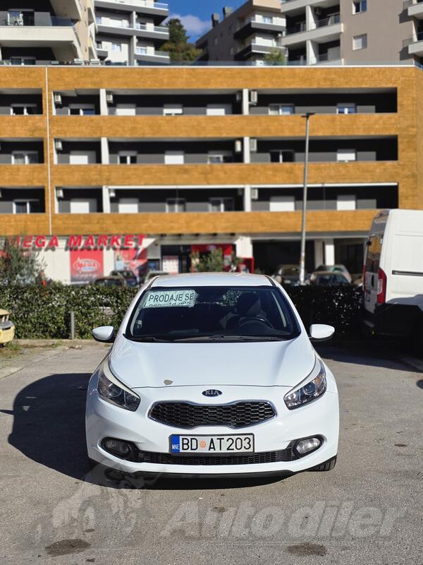 Kia - Cee`d - 1.6