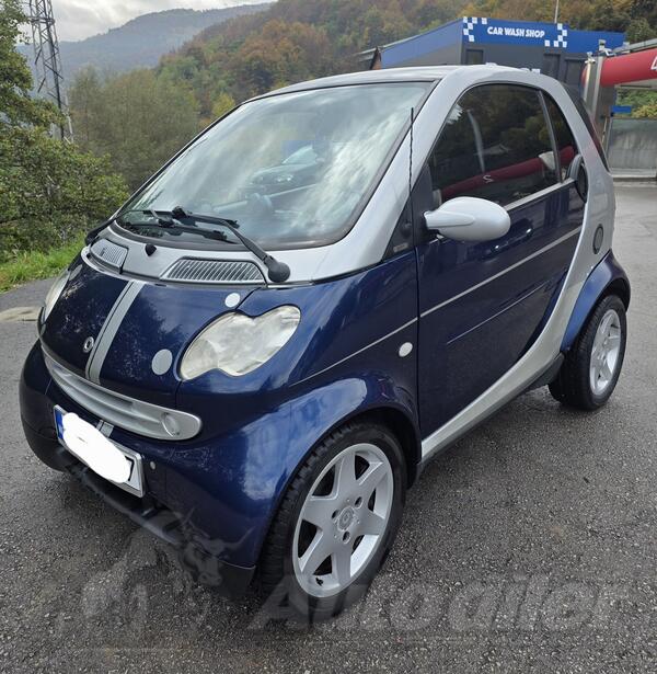 Smart - forTwo - 0.7  BENZ.