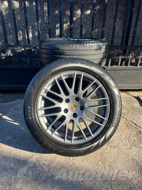 BBS felne i PorscheCayenne gume