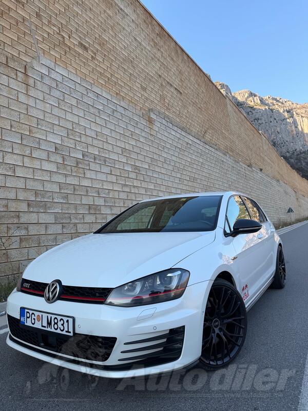 Volkswagen - Golf GTI - Performance