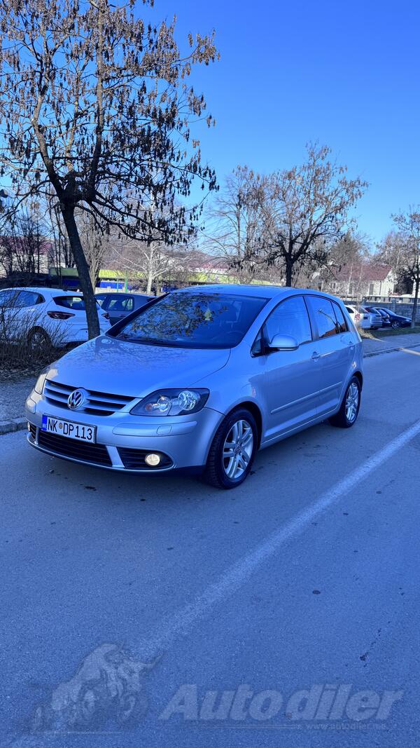 Volkswagen - Golf 5 - 1.9 TDI Goal