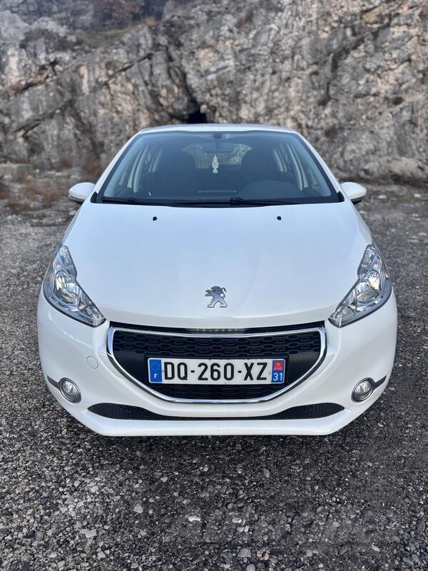 Peugeot - 208 - 1.6 hdi