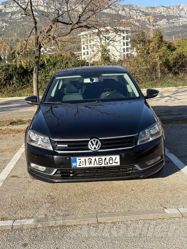 Volkswagen - Passat - B7