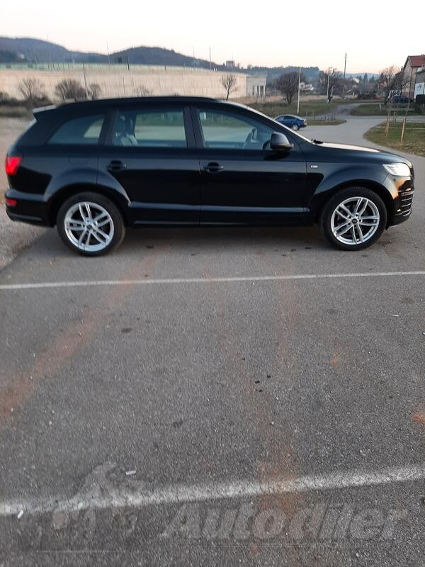 Audi - Q7 - 3XSline black edition quatro