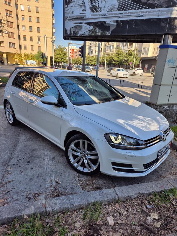 Volkswagen - Golf 7 - 2.0 TDI 150 KS