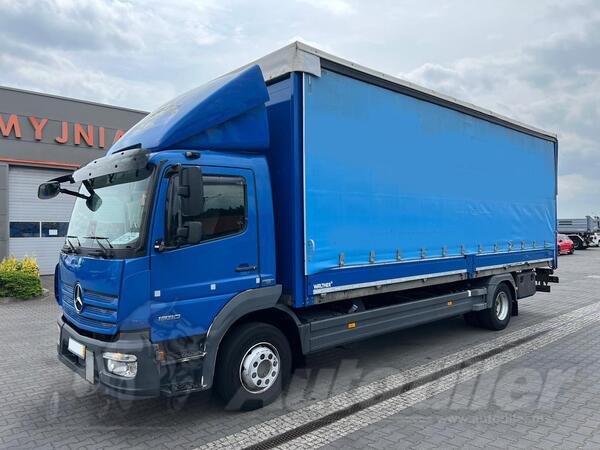 Mercedes Benz - Atego 1530 kamion sa klizna zavesa cerada + rampa / GRI-0449