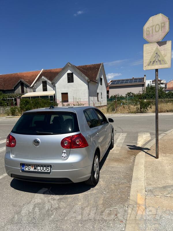 Volkswagen - Golf 5 - 2.0 TDI