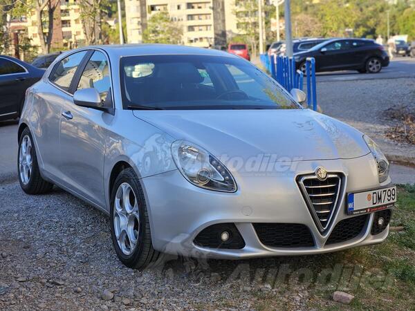 Alfa Romeo - Giulietta - 1.6 JTDm