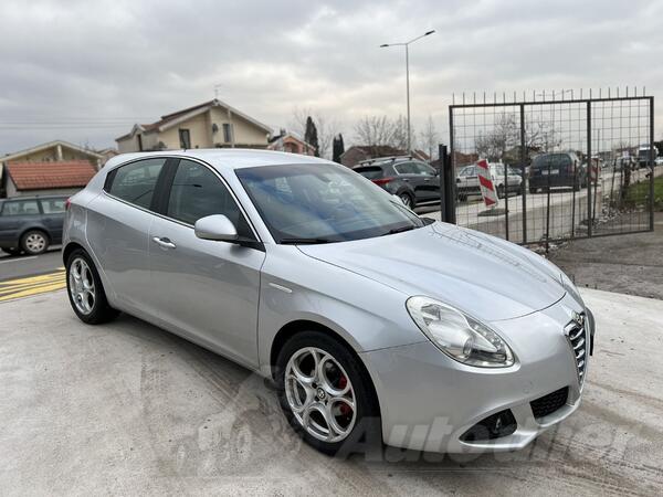 Alfa Romeo - Giulietta - 1.6 JTDm