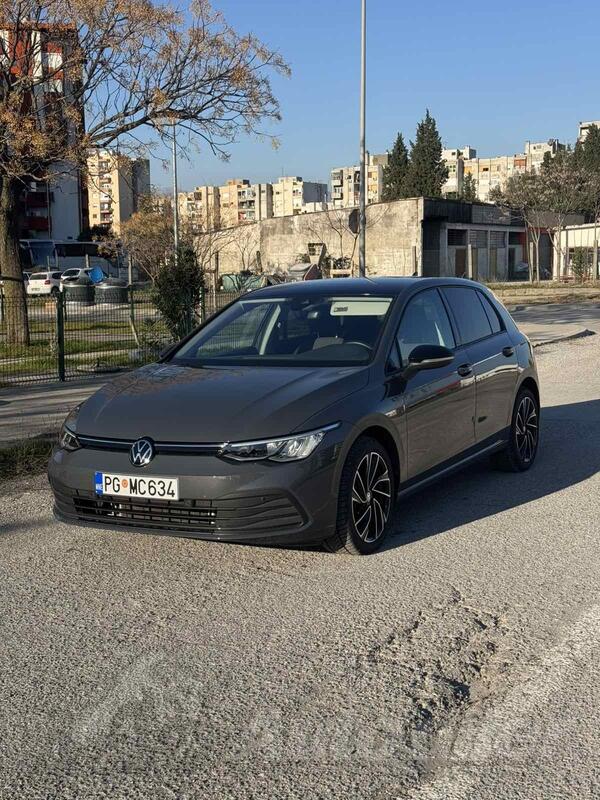 Volkswagen - Golf 8 - 2.0 tdi