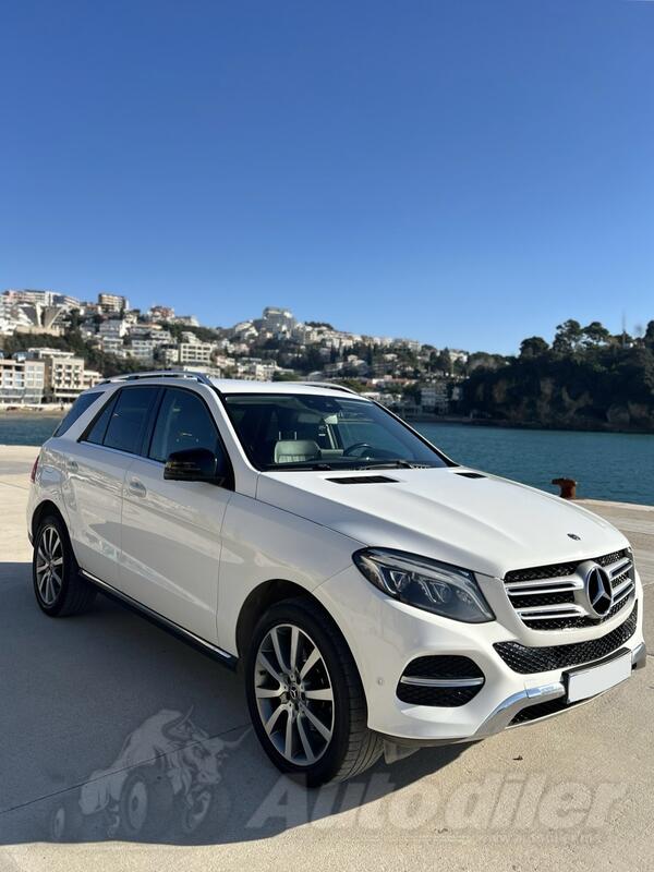 Mercedes Benz - GLE 250 - GLE 250d