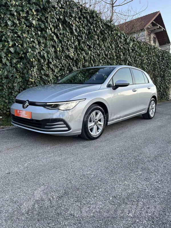 Volkswagen - Golf 8 - 1.0 TSI 110ks