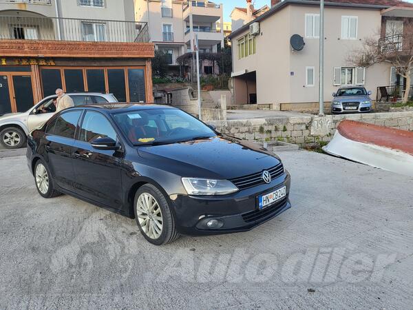 Volkswagen - Passat - Jetta 1.6 TDI