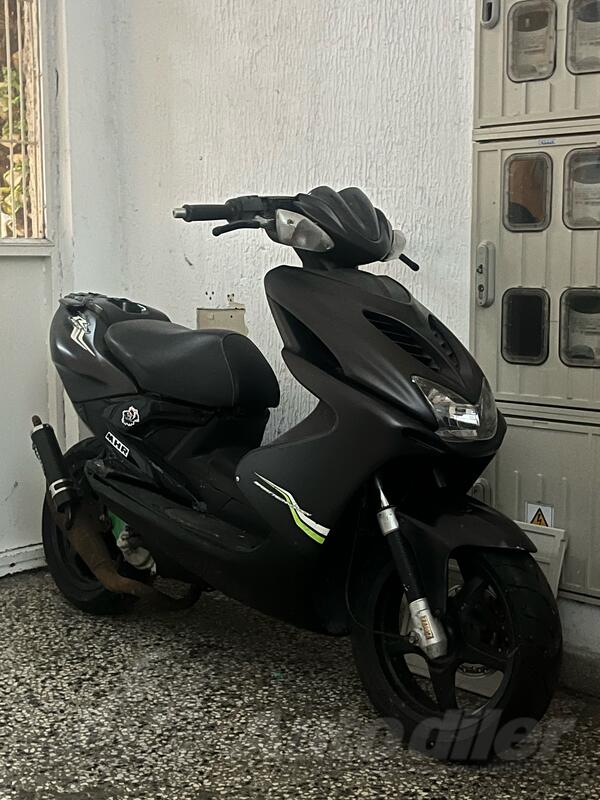 Yamaha - aerox
