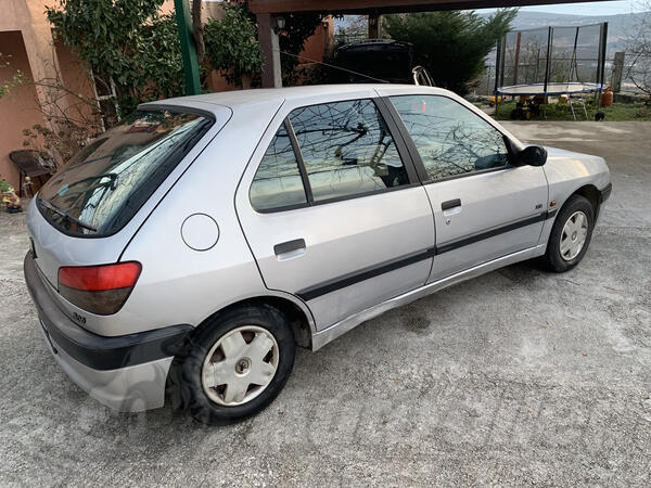 Peugeot - 306 - 1.4 benzin