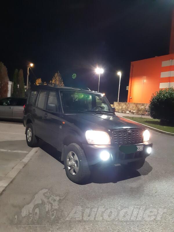 Mahindra - Goa - 2.5 CRDe