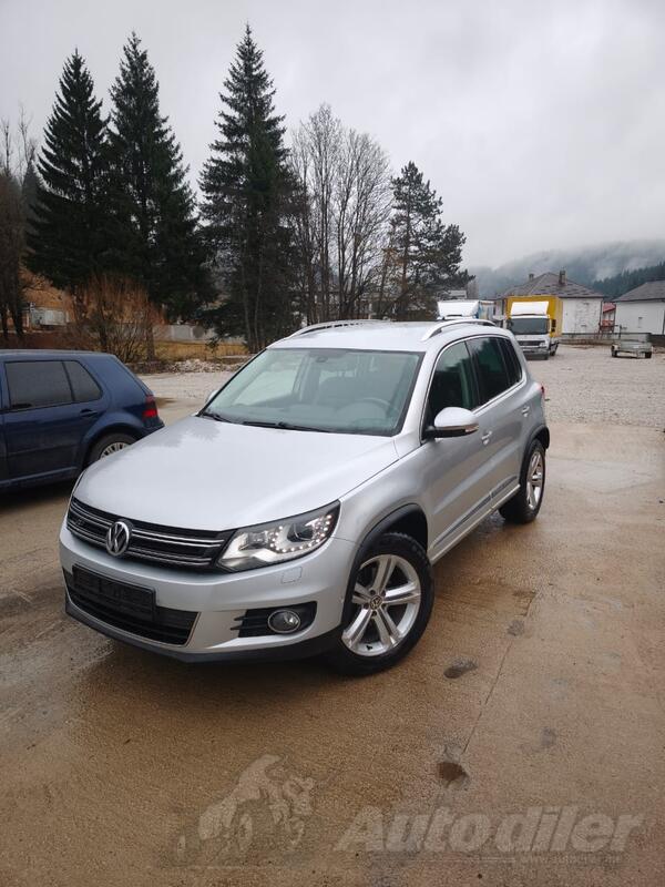 Volkswagen - Tiguan - R-line- DSG